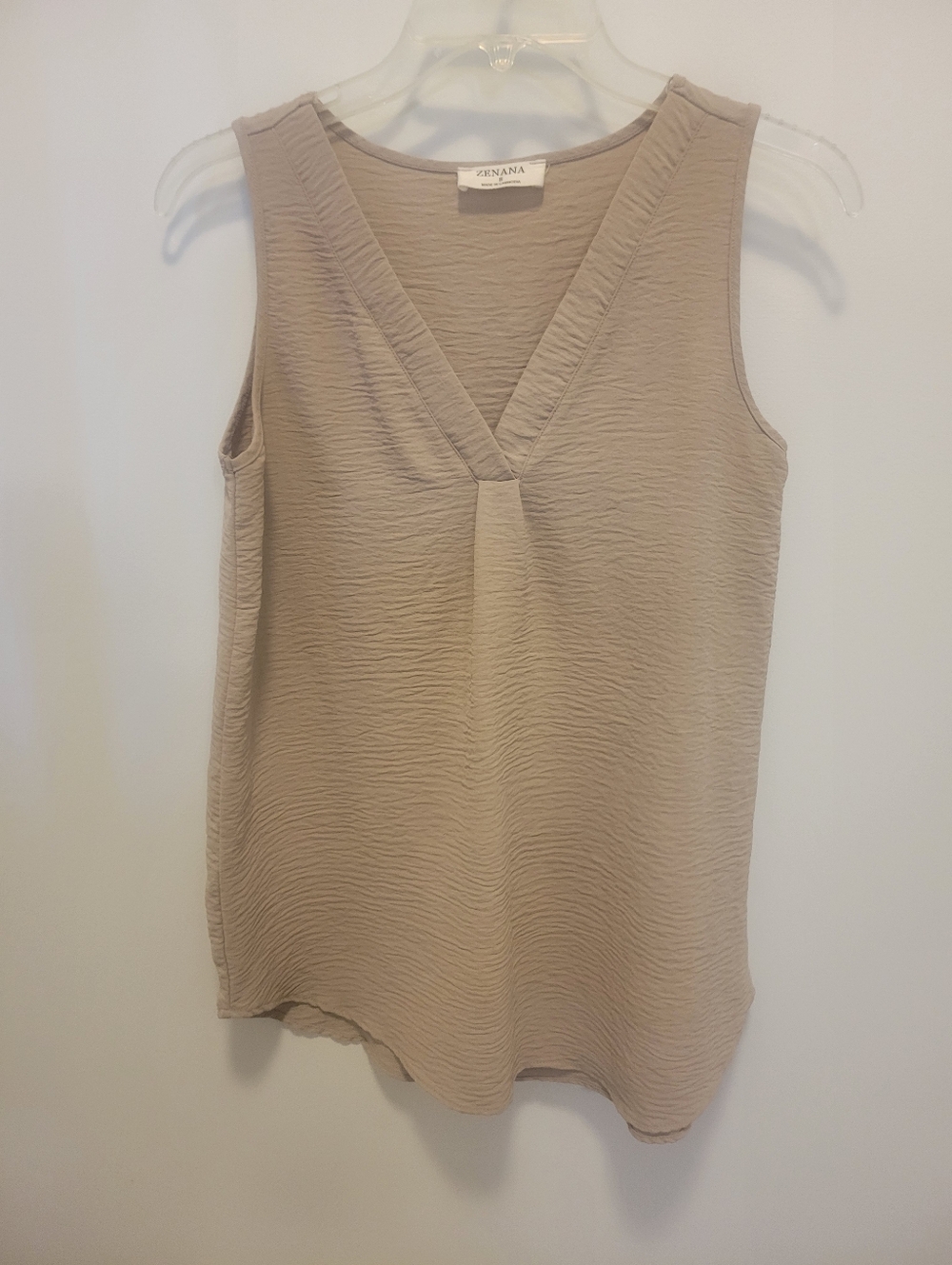 Zenana Outfitters Taupe V-Neck Sleeveless Top